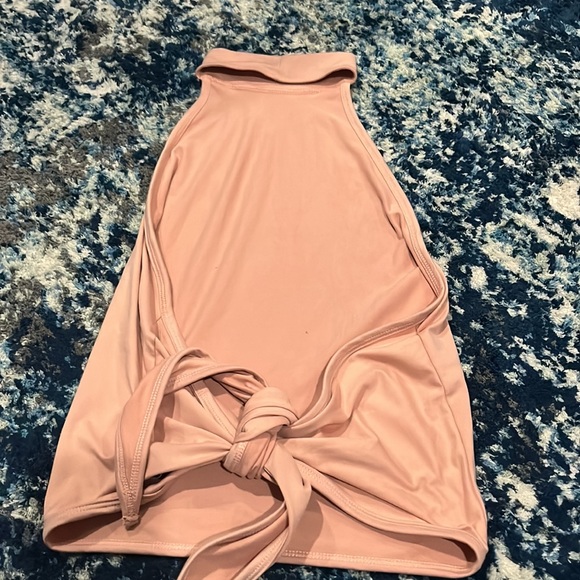 Light pink halter black less 5 dance wear tank - Picture 2 of 2
